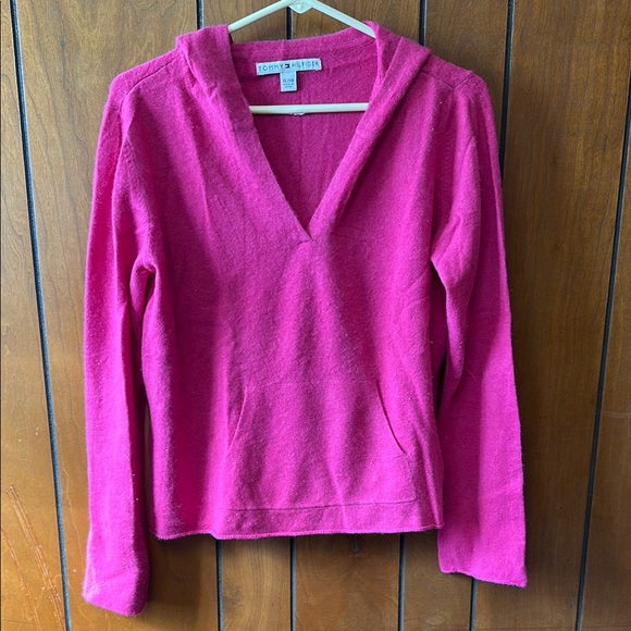 Tommy Hilfiger Sweaters - LIKE NEW 100% Cashmere Tommy Hilfiger Pink V-Neck Sweater Hoodie